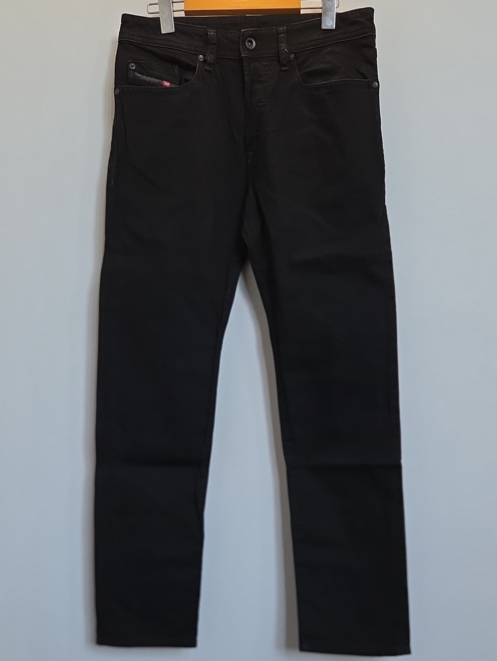 Diesel Men's Black Slim Straight Jeans Buster Cut, Size 29 Waist